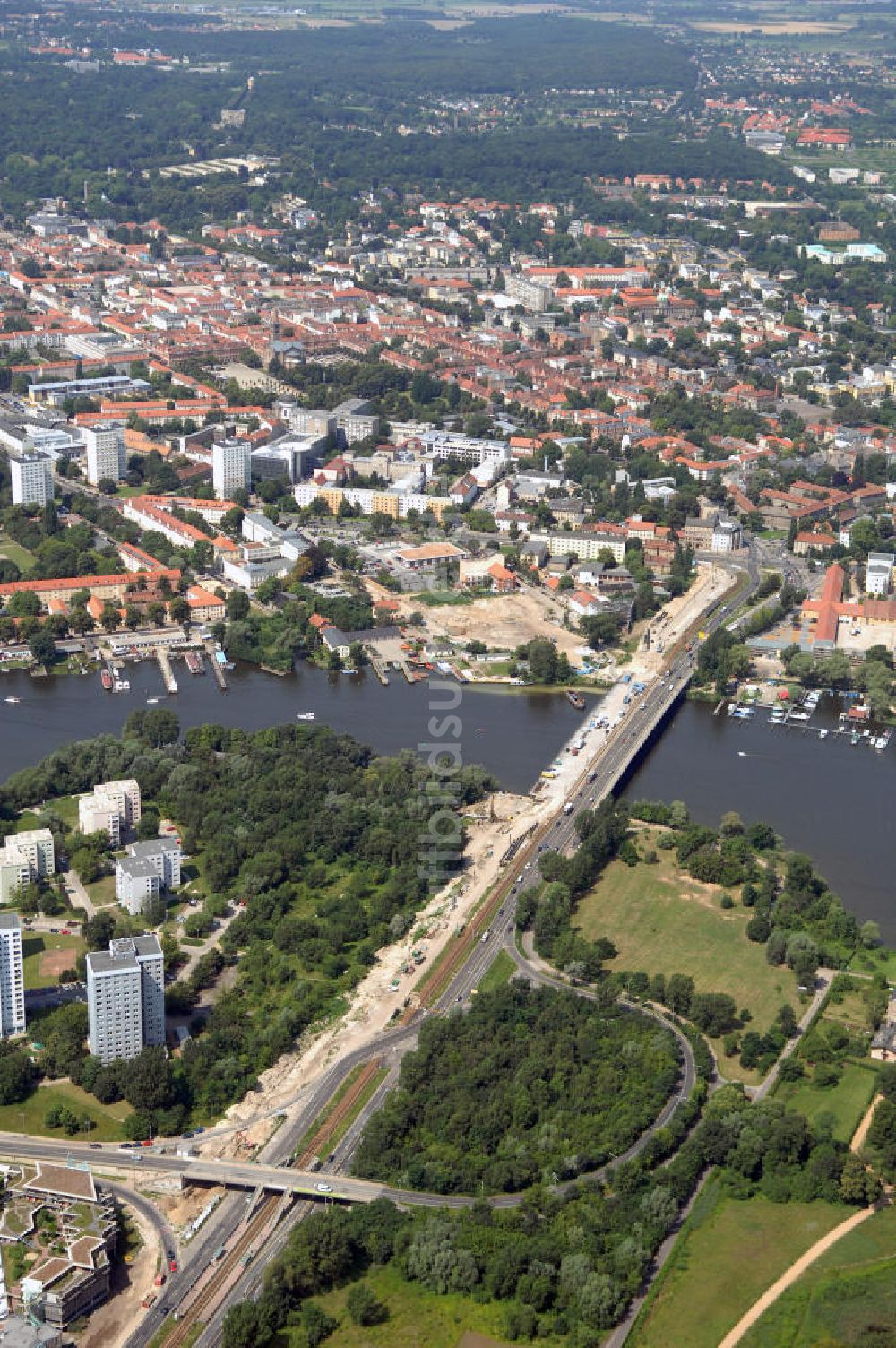 POTSDAM aus der Vogelperspektive: Größstes Potsdamer Verkehrsprojekt, die Sanierung der Humboldtbrücke