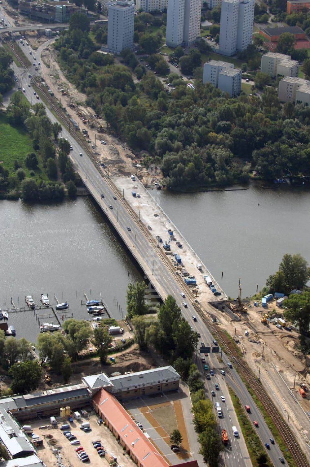 Luftaufnahme POTSDAM - Größstes Potsdamer Verkehrsprojekt, die Sanierung der Humboldtbrücke