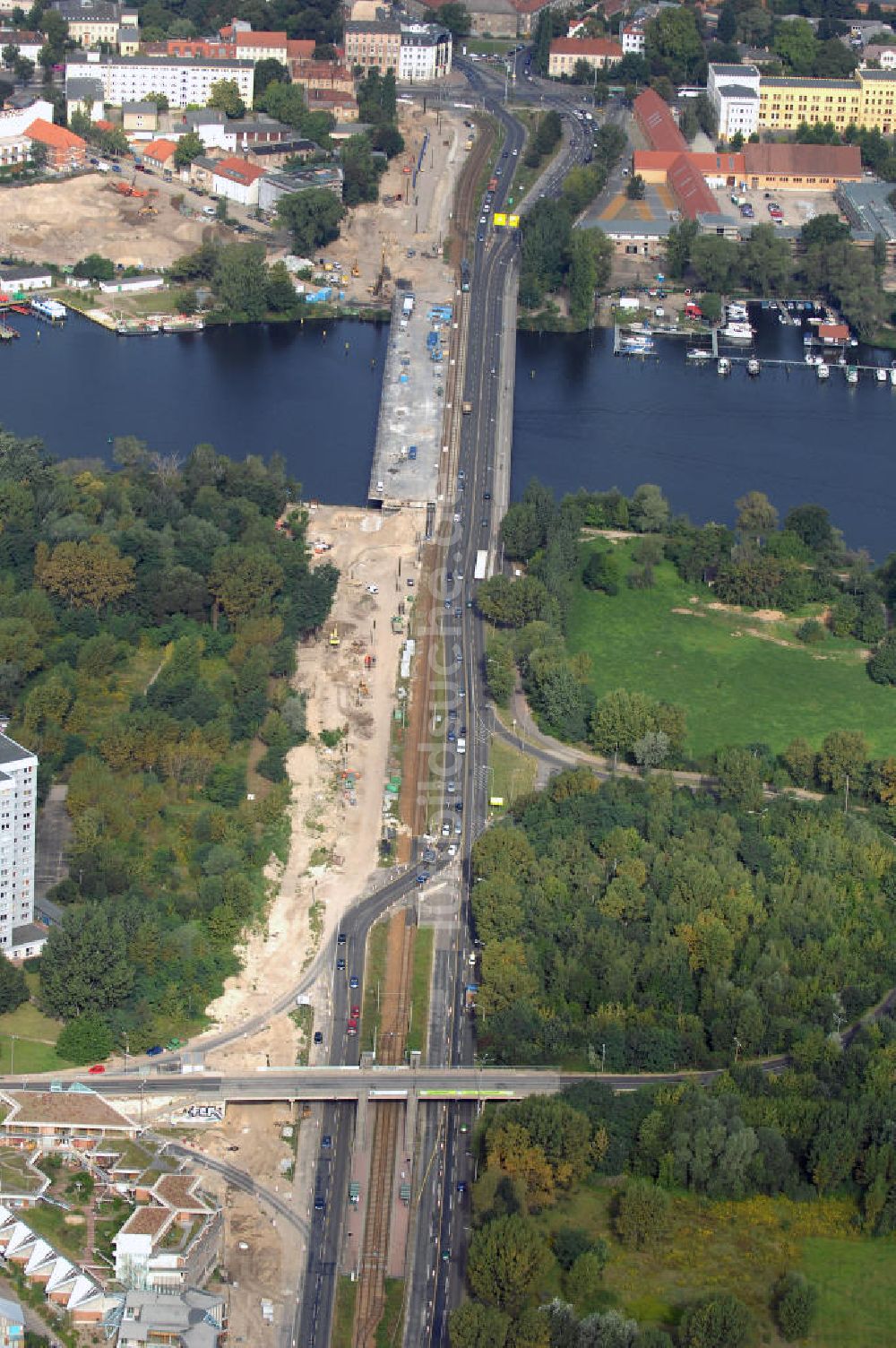 Luftaufnahme POTSDAM - Größstes Potsdamer Verkehrsprojekt, die Sanierung der Humboldtbrücke