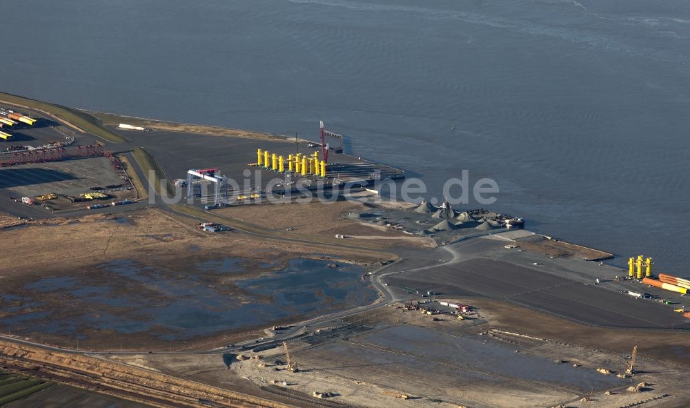 Luftbild Cuxhaven - Größtes Offshore-Terminal von Deutschland an der Elbe in Cuxhaven im Bundesland Niedersachsen