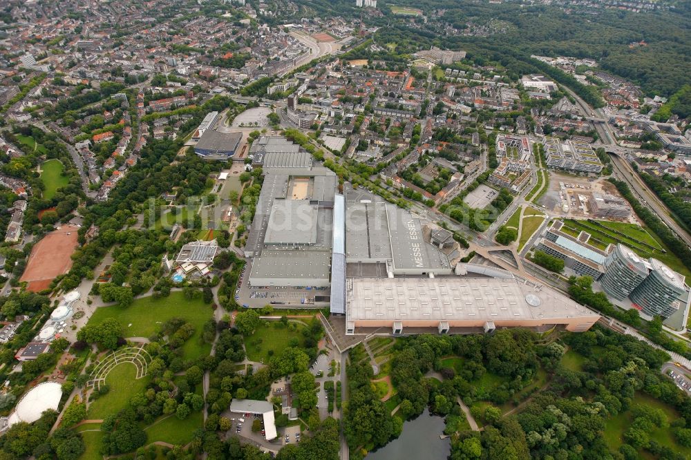 Luftaufnahme Essen OT Rüttenscheid - Gruga - Komplex im Stadtteil Rüttenscheid in Essen im Bundesland Nordrhein-Westfalen