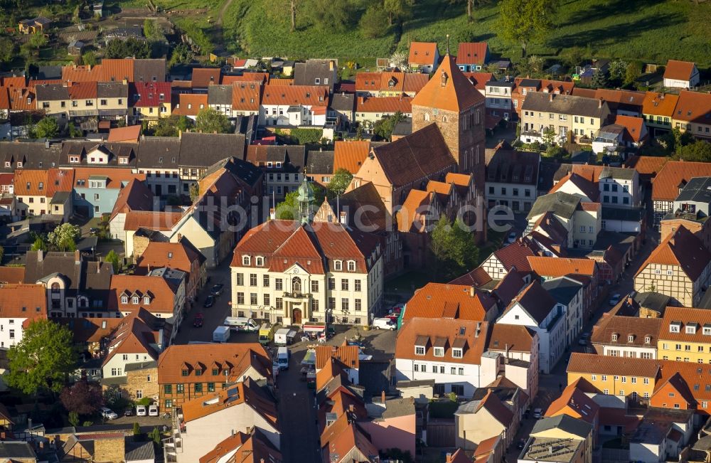 Teterow aus der Vogelperspektive: Grundriss der Stadt Teterow mit Kirche St.Peter und Paul im Zentrum der Altstadt von Teterow in Mecklenburg-Vorpommern