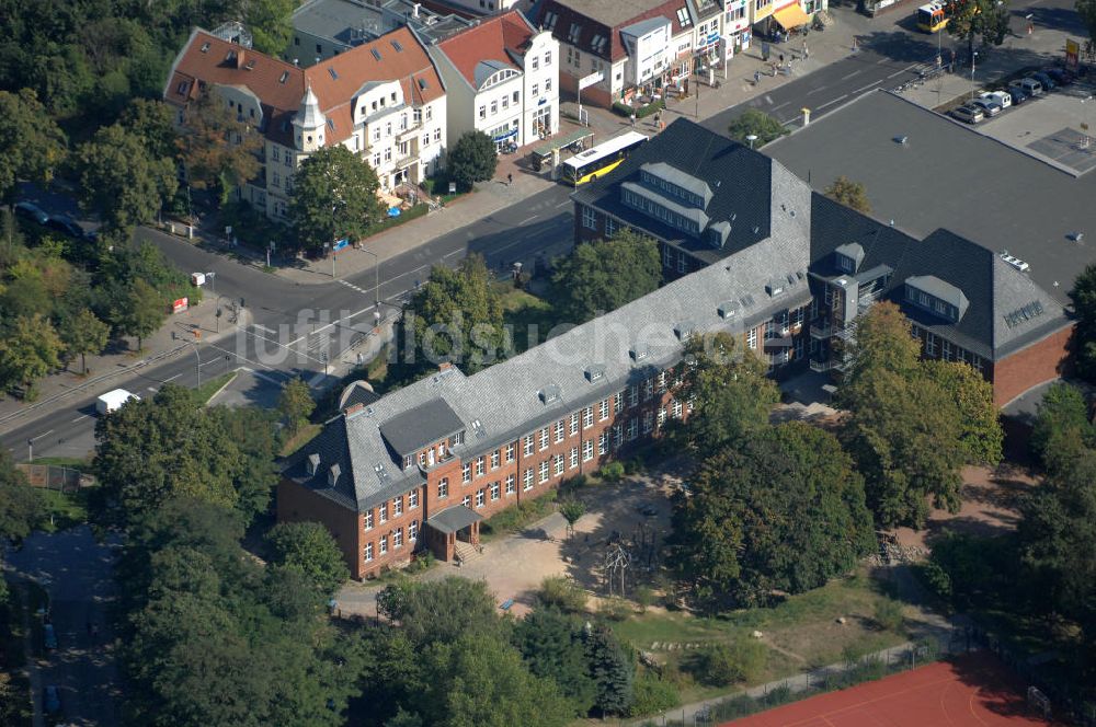 Luftbild Berlin - Grundschule am Sandhaus Berlin-Buch