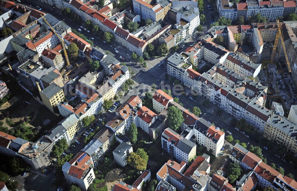 Berlin von oben - Grundstück Ecke Brunnenstraße / Anklamer Straße im Prenzlauer Berg