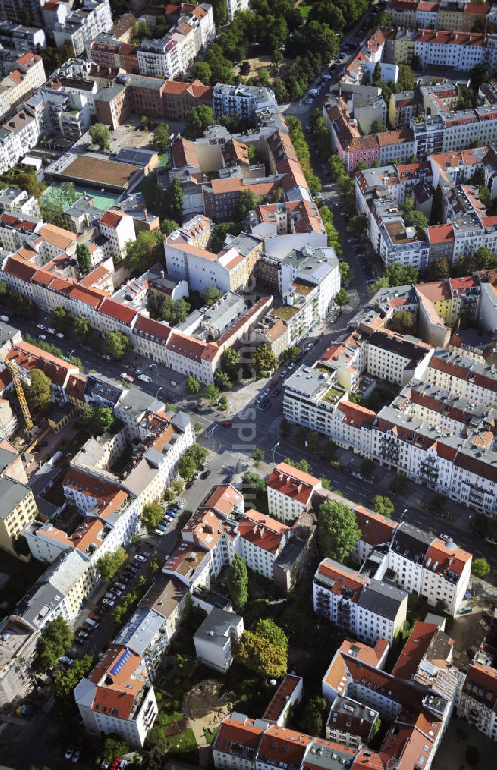 Berlin aus der Vogelperspektive: Grundstück Ecke Brunnenstraße / Anklamer Straße im Prenzlauer Berg