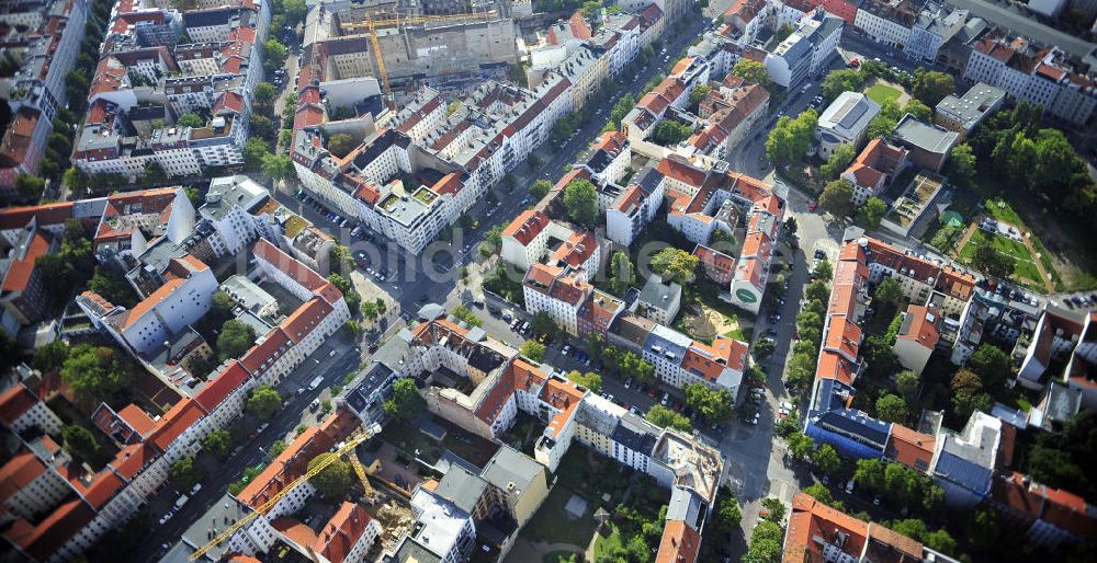 Luftbild Berlin - Grundstück Ecke Brunnenstraße / Anklamer Straße im Prenzlauer Berg