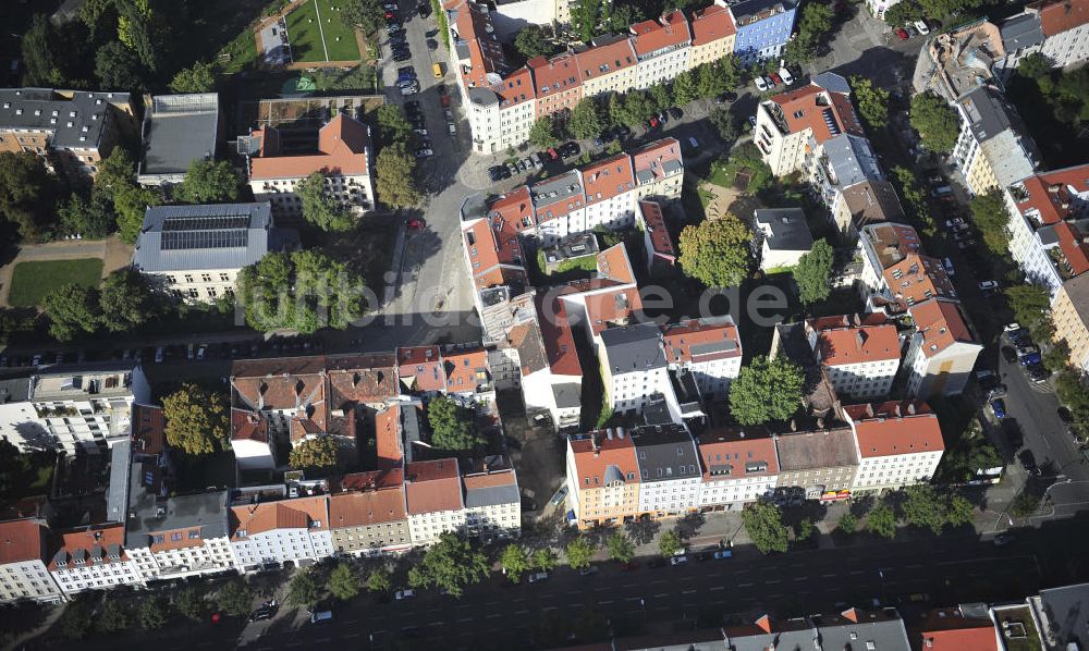 Luftaufnahme Berlin - Grundstück Ecke Brunnenstraße / Anklamer Straße im Prenzlauer Berg