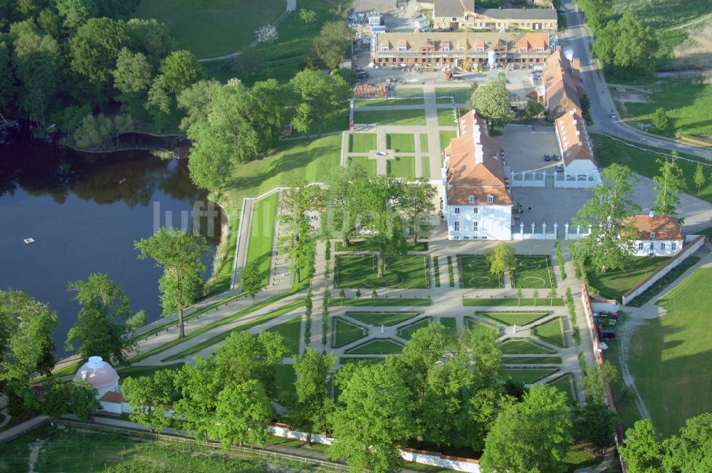 Luftaufnahme Meseberg - Gästehaus Schloß Meseberg der Bundesregierung in Gransee im Bundesland Brandenburg