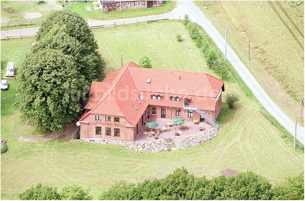 Luftbild Zarfzow - Gästehaus Zarfzow, gemütliche Landhausatmosphäre in einem alten, typisch mecklenburgischen Gutshaus AWO Sano gemeinnützige GmbH Hofstr