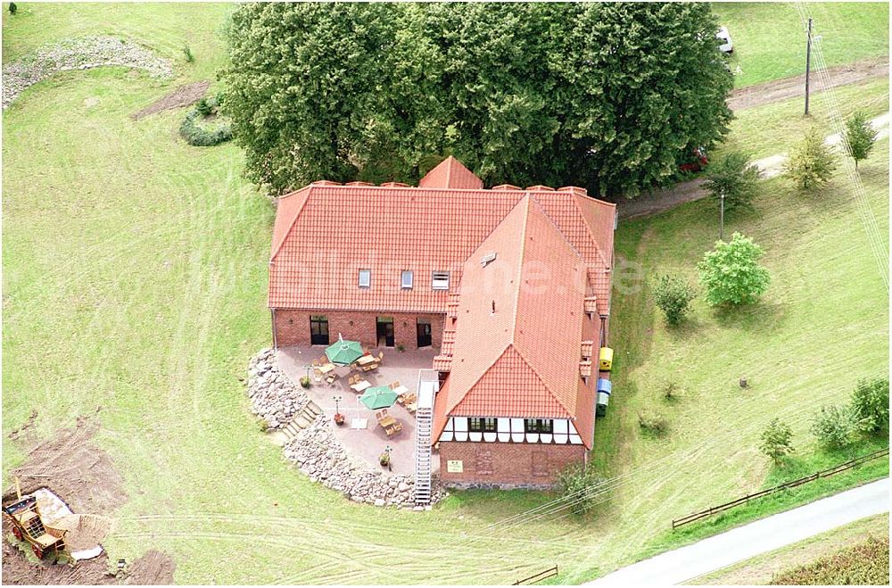 Zarfzow aus der Vogelperspektive: Gästehaus Zarfzow, gemütliche Landhausatmosphäre in einem alten, typisch mecklenburgischen Gutshaus AWO Sano gemeinnützige GmbH Hofstr