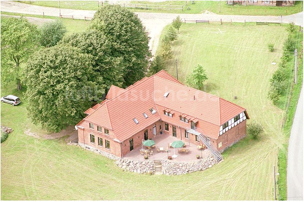 Zarfzow von oben - Gästehaus Zarfzow, gemütliche Landhausatmosphäre in einem alten, typisch mecklenburgischen Gutshaus AWO Sano gemeinnützige GmbH Hofstr