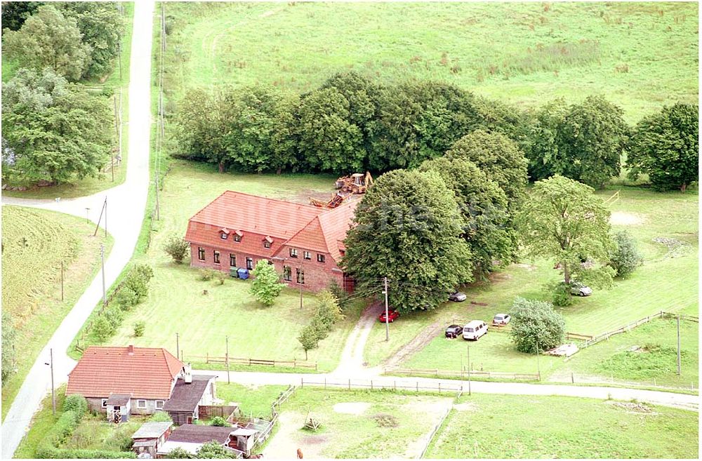 Zarfzow von oben - Gästehaus Zarfzow, gemütliche Landhausatmosphäre in einem alten, typisch mecklenburgischen Gutshaus AWO Sano gemeinnützige GmbH Hofstr