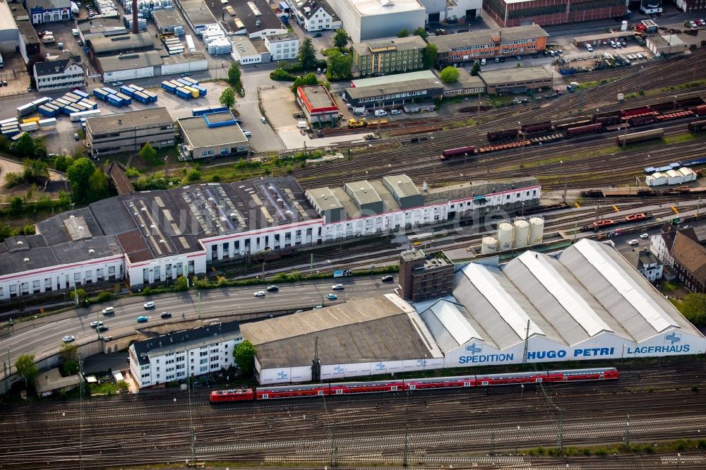 Hagen aus der Vogelperspektive: Güterbahnhof an der Eckeseyerstraße im Westen der Innenstadt von Hagen im Bundesland Nordrhein-Westfalen