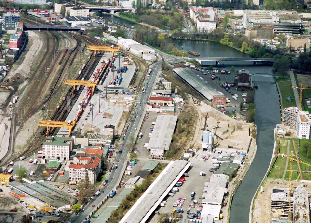 Berlin-Moabit aus der Vogelperspektive: Güterbahnhof Moabit.