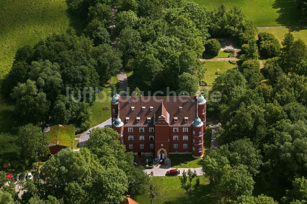 Luftbild Essen - Gut und Schloss Spyker liegen auf der Gemarkung der Gemeinde Glowe im Landkreis Vorpommern-Rügen im Bundesland Mecklenburg-Vorpommern