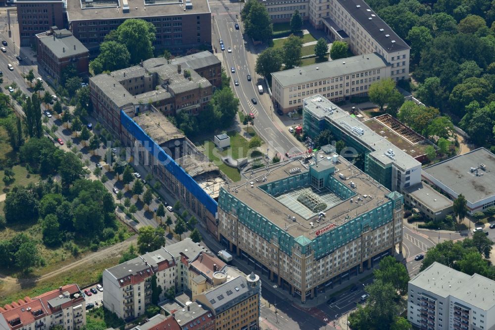 Leipzig von oben - Gutenberg-Galerie mit Ramada Hotel Leipzig City Centre am Gutenbergplatz in Leipzig im Bundesland Sachsen