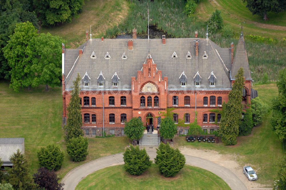 Beseritz von oben - Gutshaus Beseritz in Mecklenburg-Vorpommern