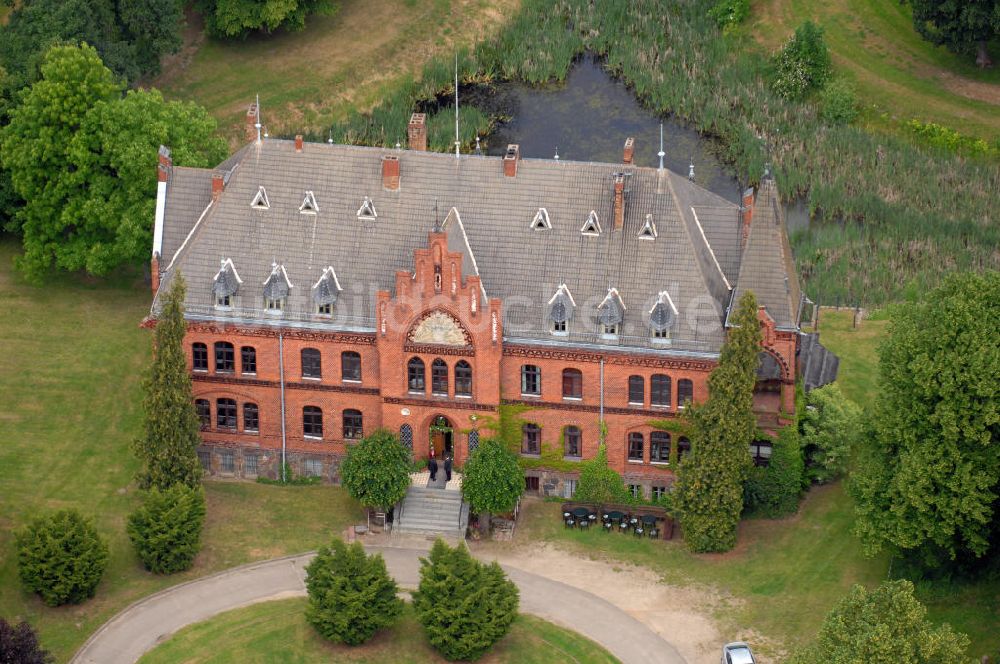 Beseritz aus der Vogelperspektive: Gutshaus Beseritz in Mecklenburg-Vorpommern