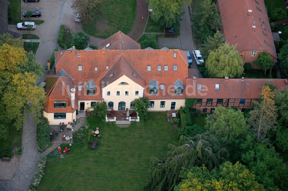 Luftbild Vipperow - Gutshaus Solzow in Vipperow im Bundesland Mecklenburg-Vorpommern