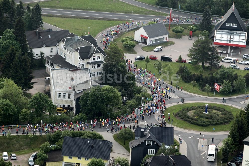 Oberhof aus der Vogelperspektive: GutsMuths - Rennsteig - Lauf ( Crosslauf auf dem Rennsteig in Gedenken an GutsMuths) im Thüringer Wald in Oberhof im Bundesland Thüringen