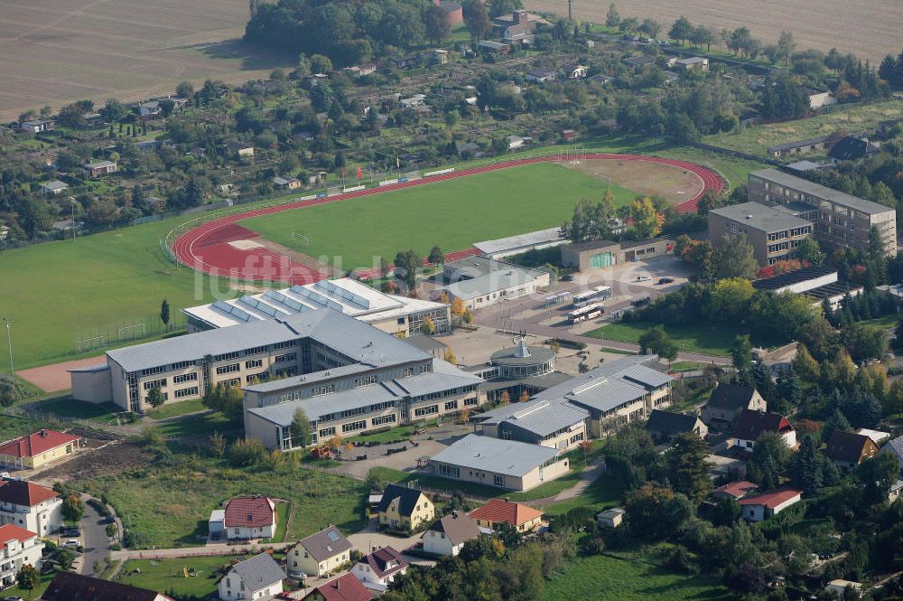 Luftaufnahme Landsberg - Gymnasium und Sportplatzanlage Landsberg