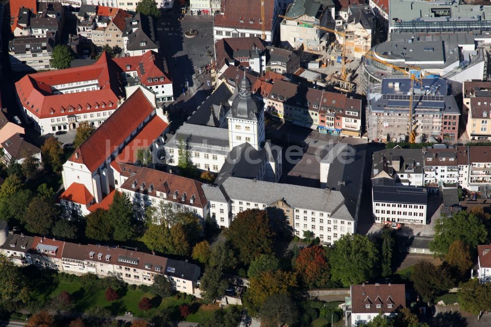 Luftaufnahme Paderborn - Gymnasium Theodorianum und Marktkirche in Paderborn im Bundesland Nordrhein-Westfalen