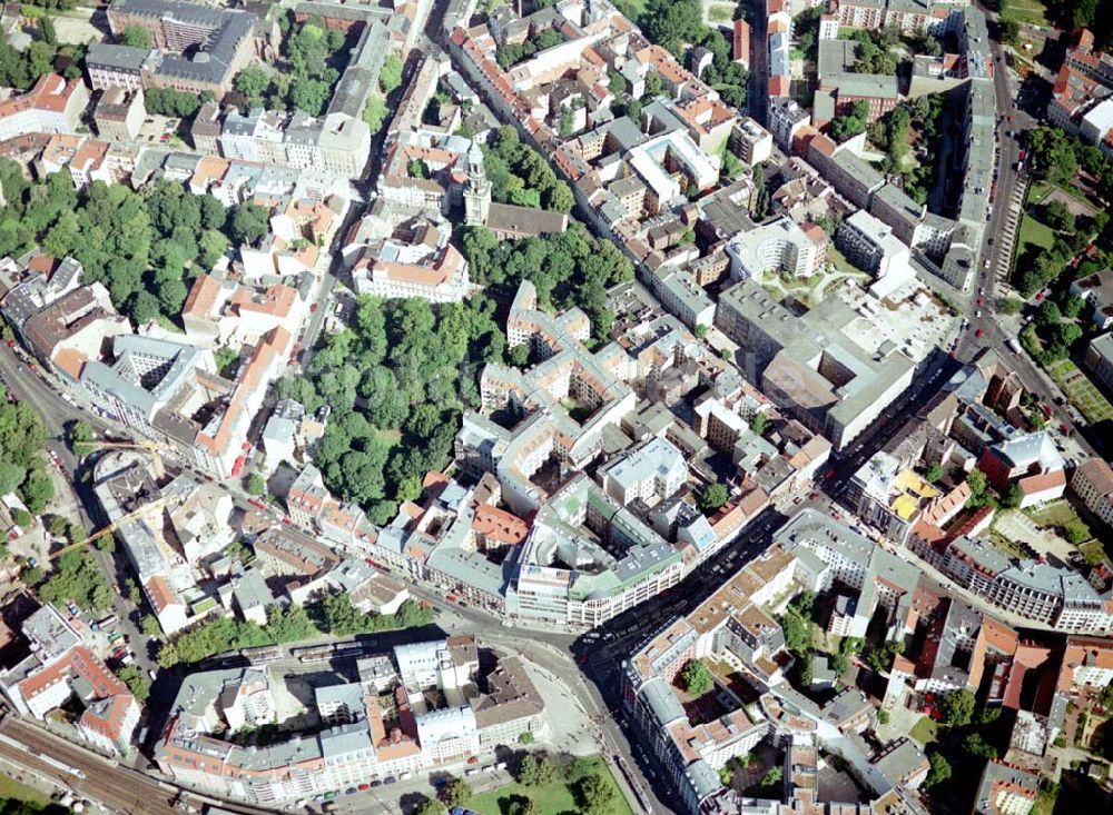 Berlin aus der Vogelperspektive: Hackesche Höfe an der Rosenthaler Straße 40 / 41 in Berlin - Mitte