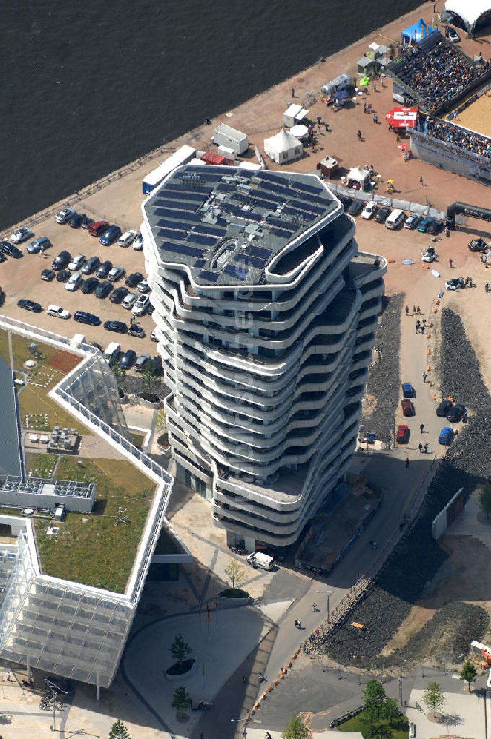 Luftbild Hamburg - Hafen City 7 Strandkai in Hamburg