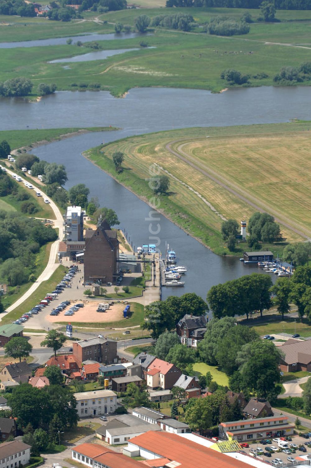 Luftaufnahme Dömitz - Hafen von Dömitz in Mecklenburg-Vorpommern