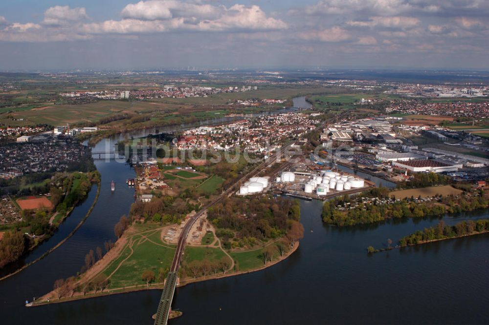 Ginsheim-Gustavsburg aus der Vogelperspektive: Hafen Gustavsburg