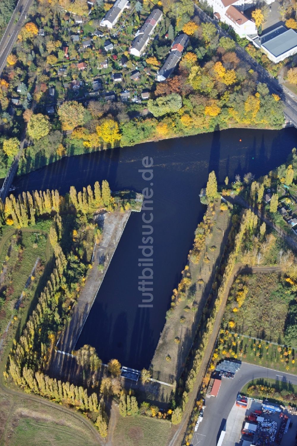 Luftbild Berlin - Hafen Mariendorf am Teltowkanal in Berlin-Mariendorf