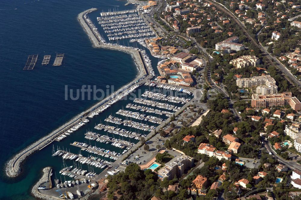 Luftaufnahme Saint-Raphael - Hafen Santa Lucia in Saint-Raphael an der Cote d'Azur in Frankreich