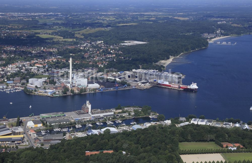 Luftaufnahme Flensburg - Hafen der Stadt Flensburg und Wassersleben im Kreis Schleswig-Flensburg im Bundesland Schleswig-Holstein