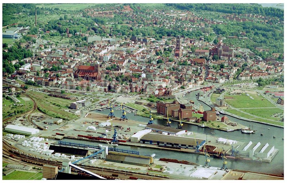 Luftaufnahme Wismar - Hafen Wismar