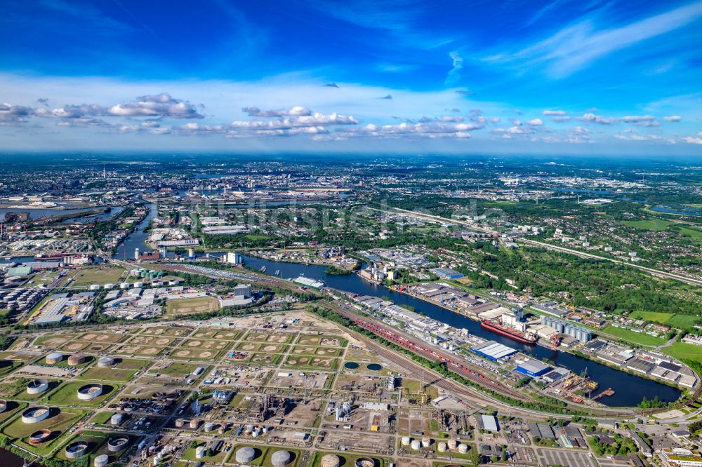 Luftbild Hamburg - Hafenanlagen und Gewerbegebiet mit Rangierbahnhof und Güterbahnhof in Hamburg Wilhelmsburg, Deutschland