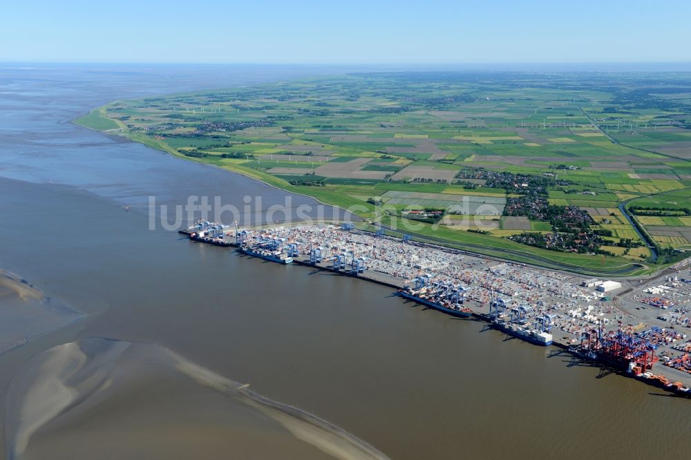 Bremerhaven von oben - Hafenanlagen und Terminals mit Lagerhallen und Speditions und Logistikunternehmen in Bremerhaven im Bundesland Bremen