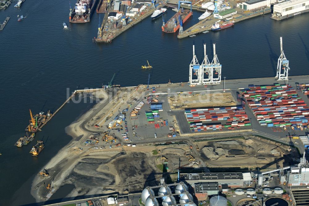 Hamburg aus der Vogelperspektive: Hafenanlagen und Terminals mit Lagerhallen und Speditions und Logistikunternehmen in Hamburg