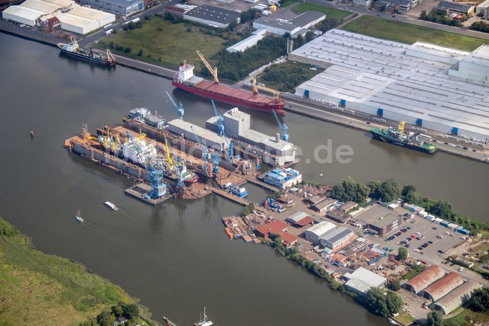 Luftbild Bremerhaven - Hafenanlagen am Ufer des Hafenbeckens Fischereihafen in Bremerhaven im Bundesland Bremen, Deutschland