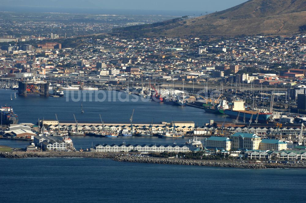 Luftaufnahme Kapstadt / Cap Town - Hafenbereich von Kapstadt / Port Cape Town