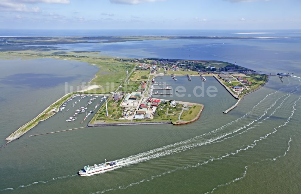 Borkum von oben - Hafenbereich der Ostfriesischen Insel Borkum im Bundesland Niedersachsen