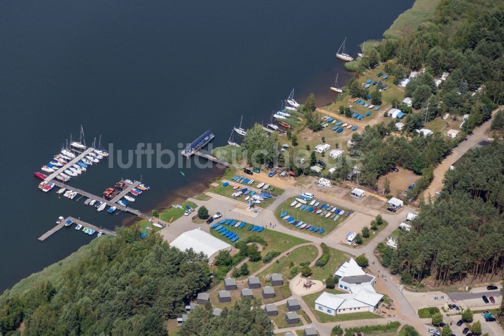 Luftaufnahme Senftenberg - Hafencamp Senftenberg am Ufer des Senftenberger Sees in Senftenberg im Bundesland Brandenburg