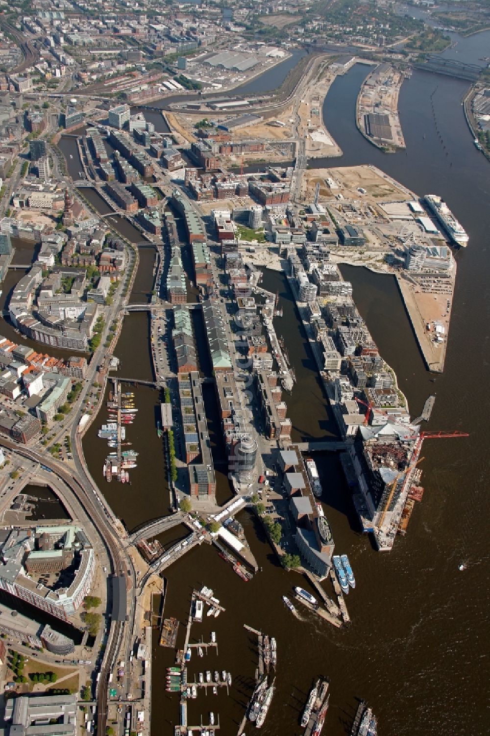 Hamburg aus der Vogelperspektive: Hafencity in Hamburg im Bundesland Hamburg