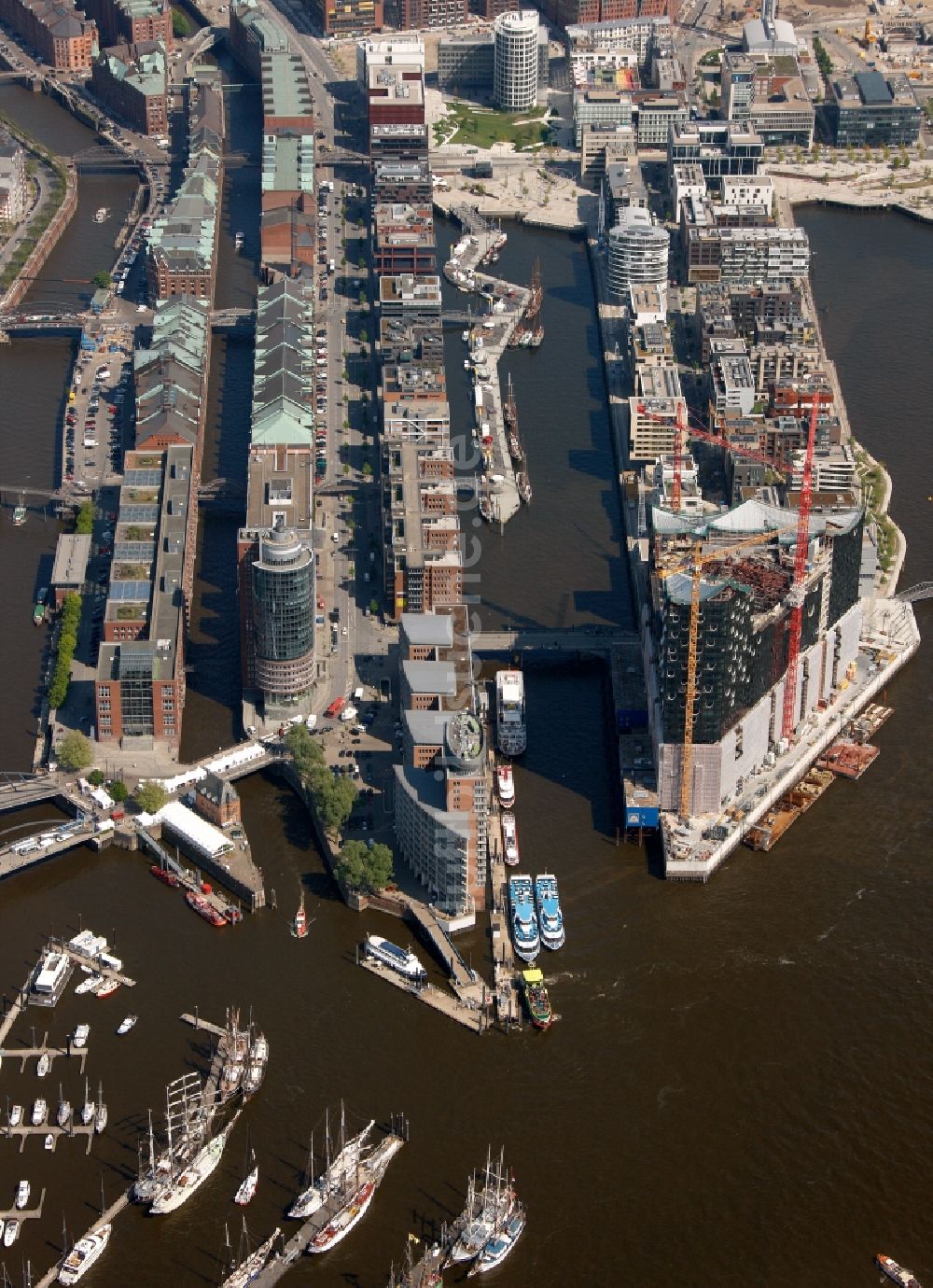 Hamburg von oben - Hafencity in Hamburg im Bundesland Hamburg