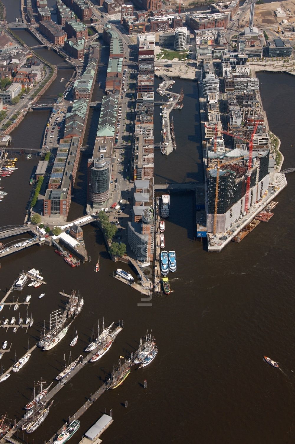 Hamburg aus der Vogelperspektive: Hafencity in Hamburg im Bundesland Hamburg