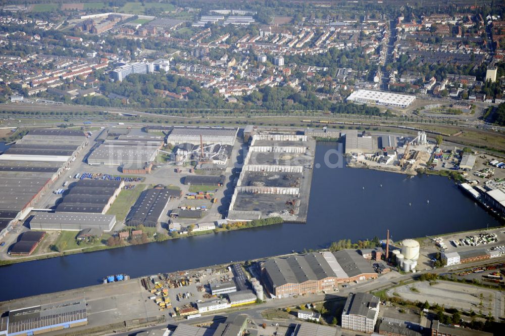 Bremen aus der Vogelperspektive: Hafengebiet in Bremen