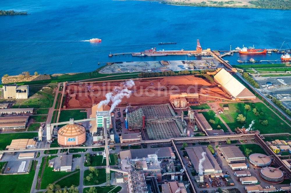 Stade von oben - Hafengelände Stader Seehafen AOS Raffinerie- Werksgelände in Bützfleth im Bundesland Niedersachsen, Deutschland