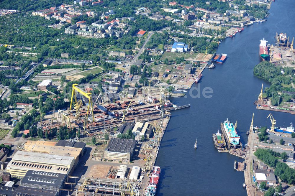 Stettin / Szczecin aus der Vogelperspektive: Hafengelände in Stettin / Szczecin