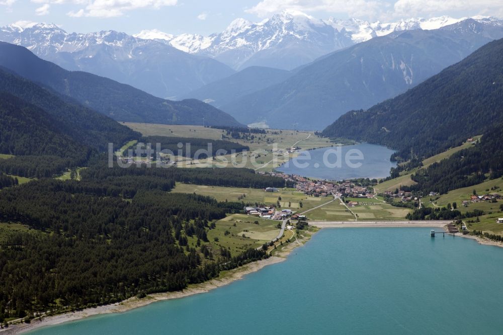 Luftaufnahme Sankt Valentin auf der Haide - Haidersee und Reschensee in Sankt Valentin auf der Haide in Italien