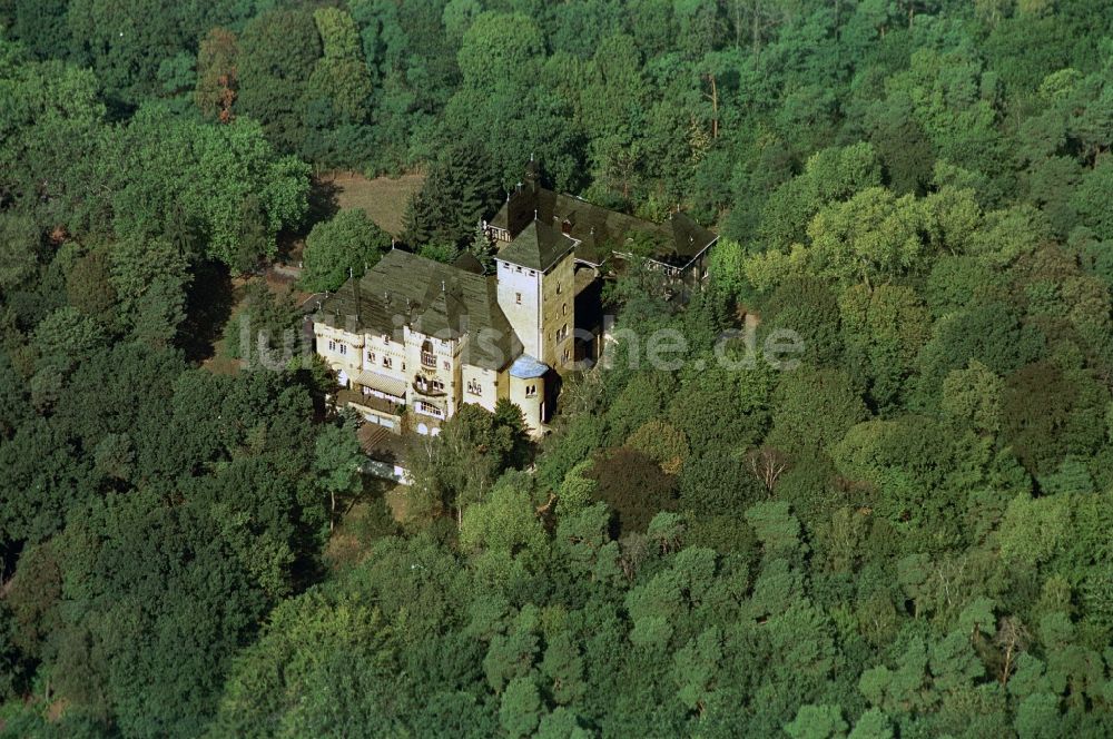 Kleinmachnow von oben - Hakeburg in Kleinmachnow im Bundesland Brandenburg