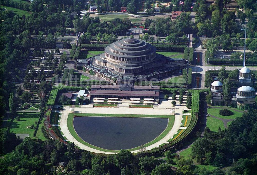 Luftaufnahme Wroclaw (Polen) - Hala Ludowa (Volkshalle, früher Jahrhunderthalle) - Wroclaw (Polen)